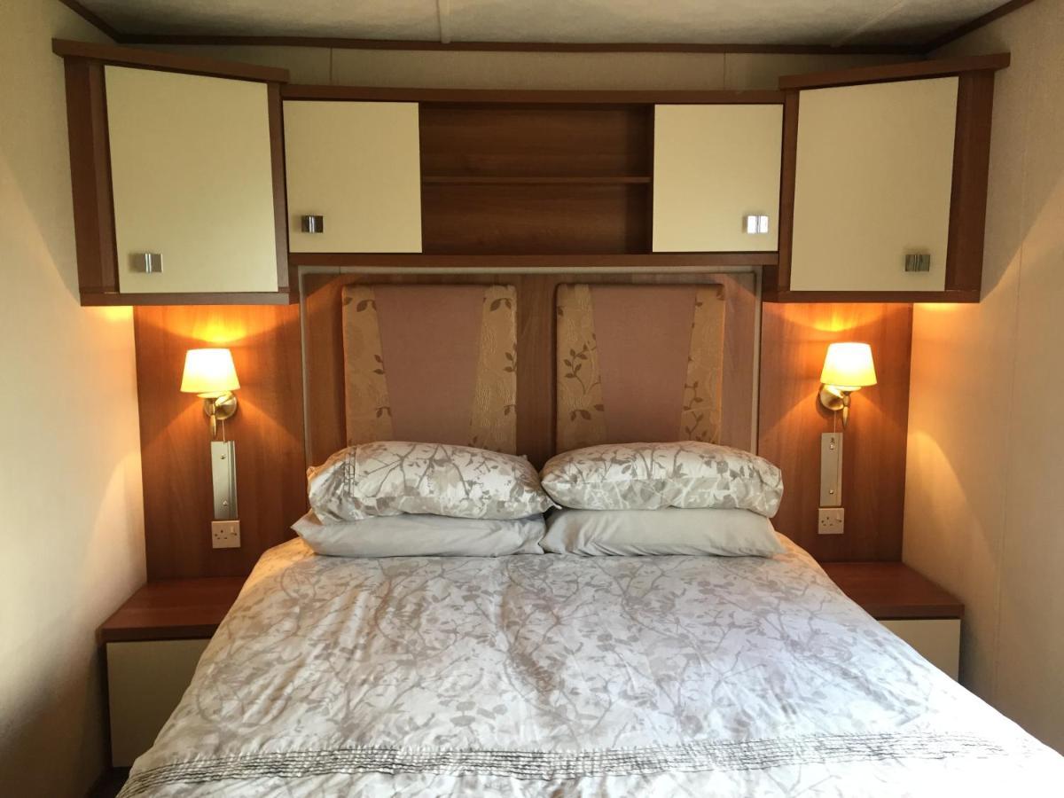 'Hartland Caravan' With Sea Views Бидефорд Екстериор снимка
